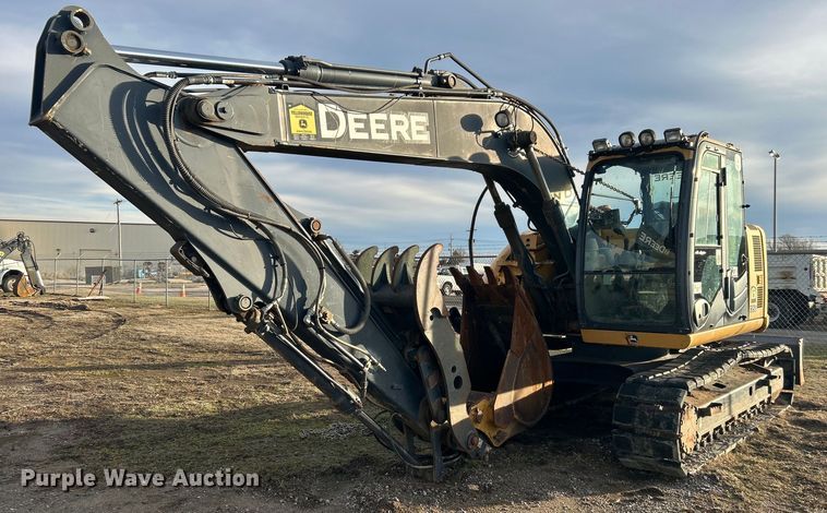 image for item DN0692 2012 John Deere  135D excavator