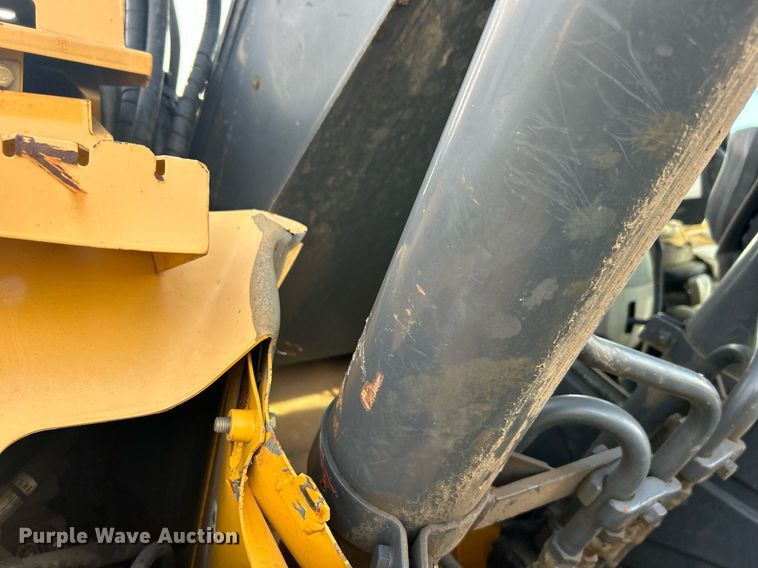 image for item DN0692 2012 John Deere  135D excavator