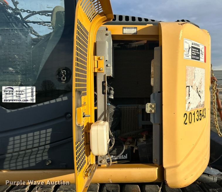 image for item DN0692 2012 John Deere  135D excavator