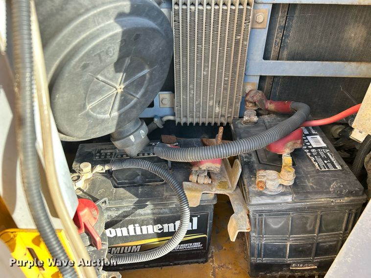 image for item DN0692 2012 John Deere  135D excavator