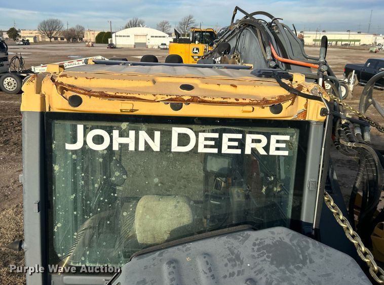image for item DN0692 2012 John Deere  135D excavator