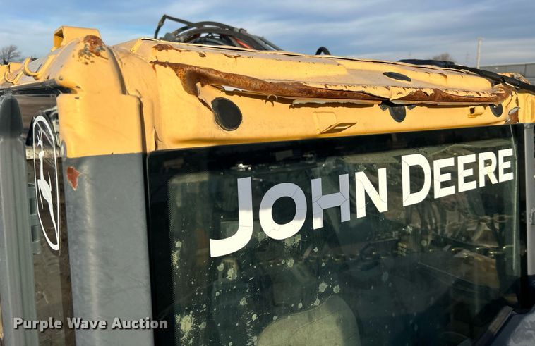image for item DN0692 2012 John Deere  135D excavator