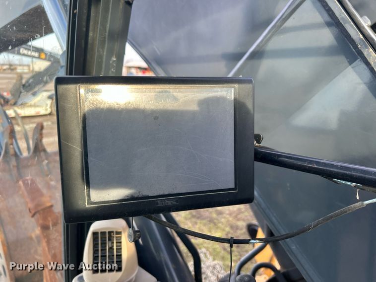 image for item DN0692 2012 John Deere  135D excavator