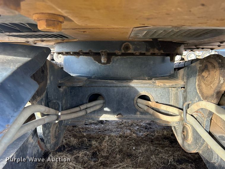 image for item DN0692 2012 John Deere  135D excavator