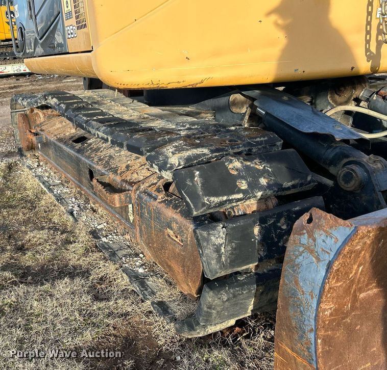 image for item DN0692 2012 John Deere  135D excavator