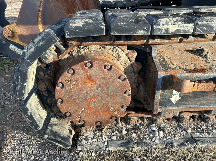 image for item DN0692 2012 John Deere  135D excavator