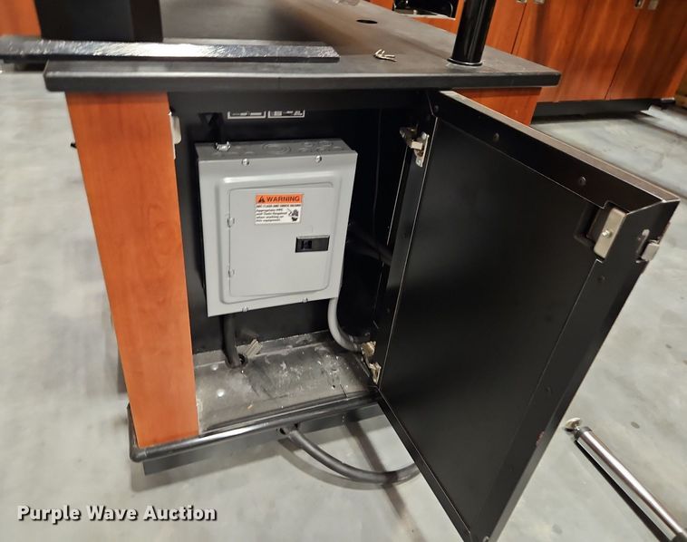 image for item DN7207 (4) Corsair BC009 serving carts