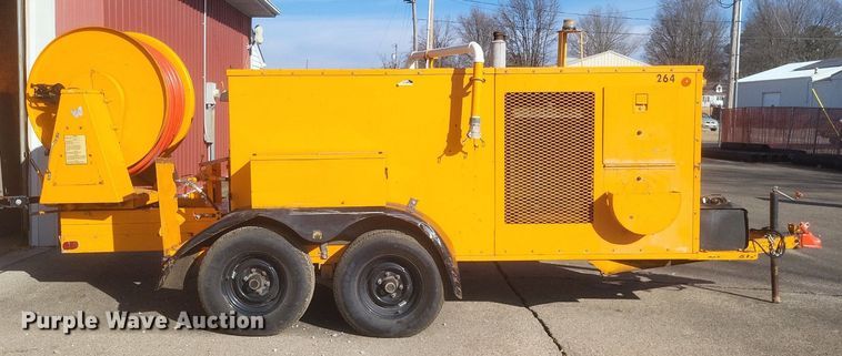 image for item DO4818 1995 Sewer Equipment Co. of America  747FR2000 sewer jetter trailer