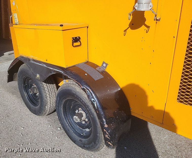 image for item DO4818 1995 Sewer Equipment Co. of America  747FR2000 sewer jetter trailer
