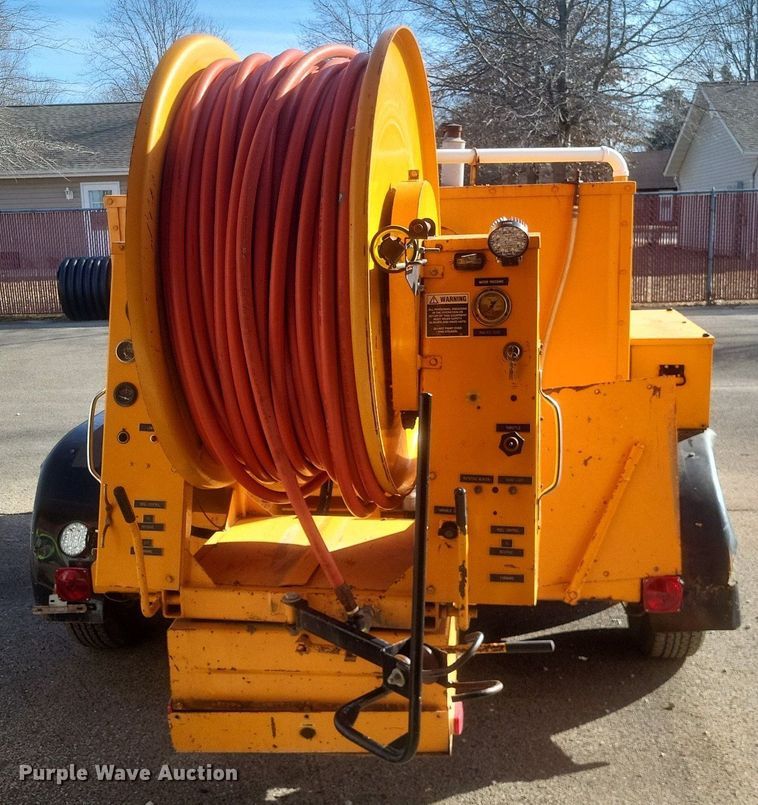 image for item DO4818 1995 Sewer Equipment Co. of America  747FR2000 sewer jetter trailer