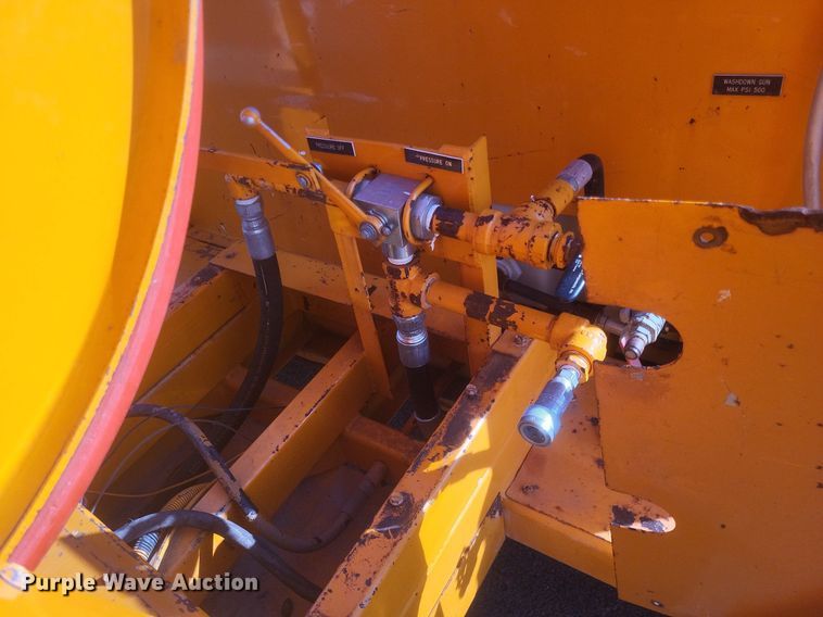 image for item DO4818 1995 Sewer Equipment Co. of America  747FR2000 sewer jetter trailer