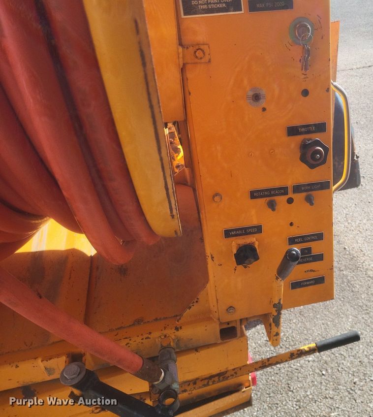 image for item DO4818 1995 Sewer Equipment Co. of America  747FR2000 sewer jetter trailer