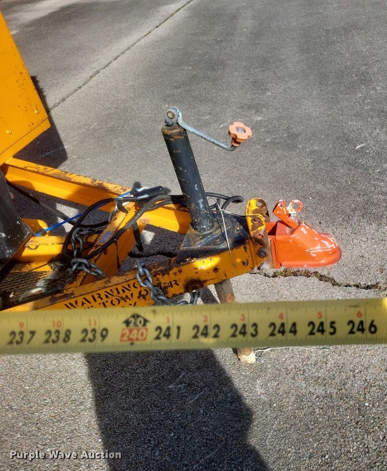 image for item DO4818 1995 Sewer Equipment Co. of America  747FR2000 sewer jetter trailer