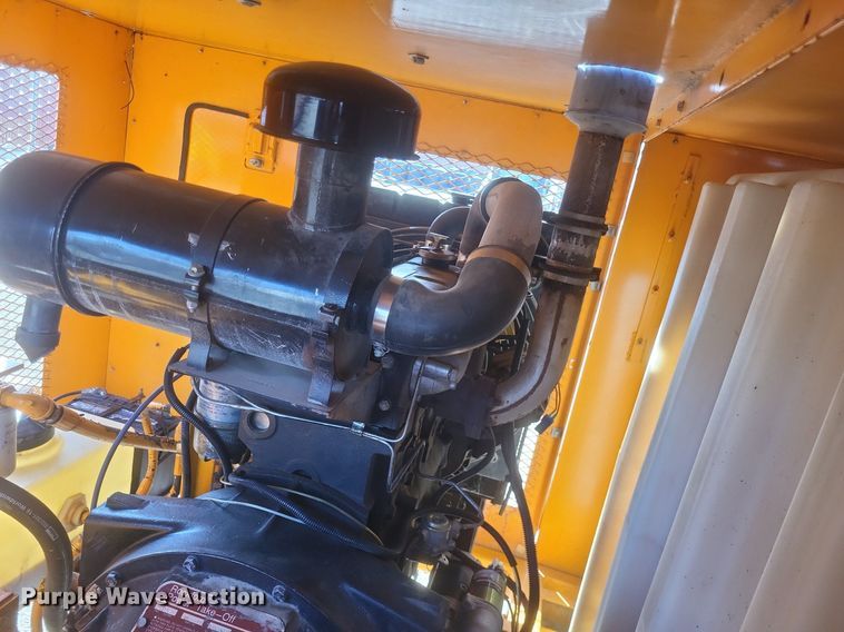 image for item DO4818 1995 Sewer Equipment Co. of America  747FR2000 sewer jetter trailer