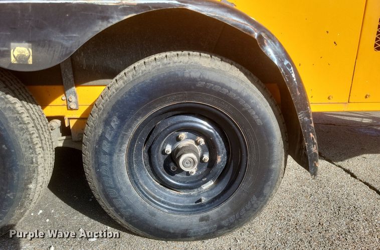 image for item DO4818 1995 Sewer Equipment Co. of America  747FR2000 sewer jetter trailer