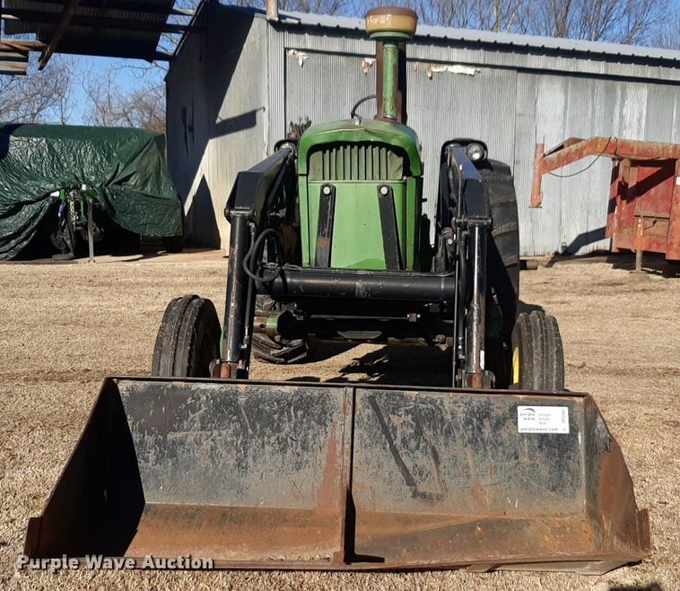 image for item DP2583 John Deere 4020 tractor