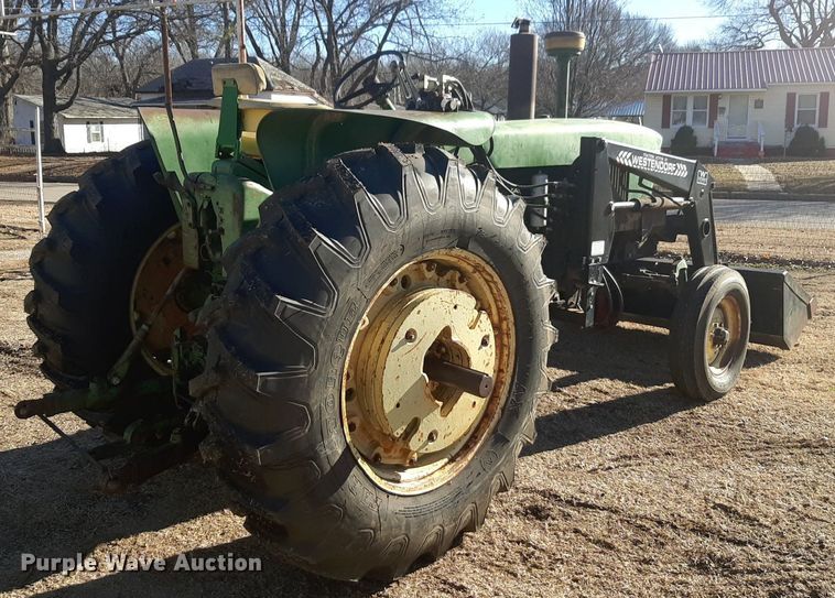 image for item DP2583 John Deere 4020 tractor