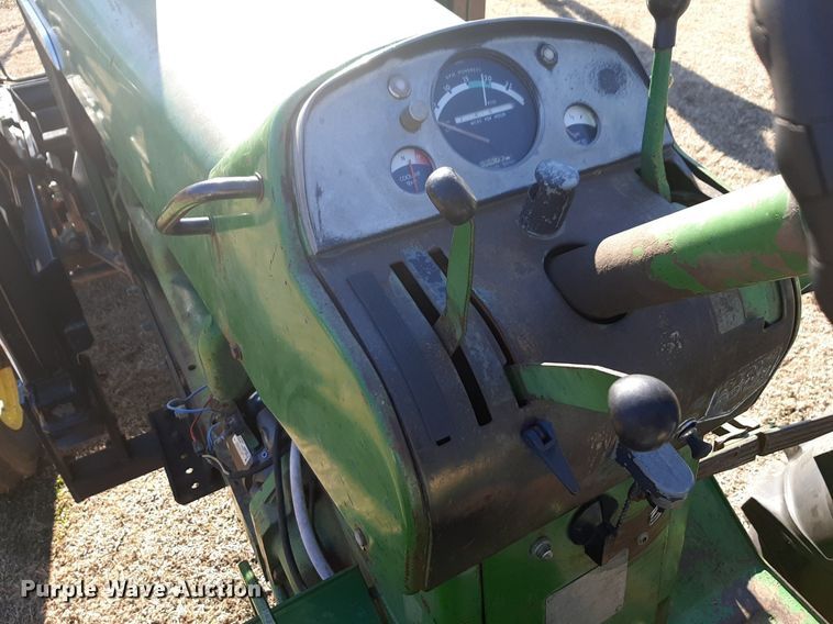 image for item DP2583 John Deere 4020 tractor