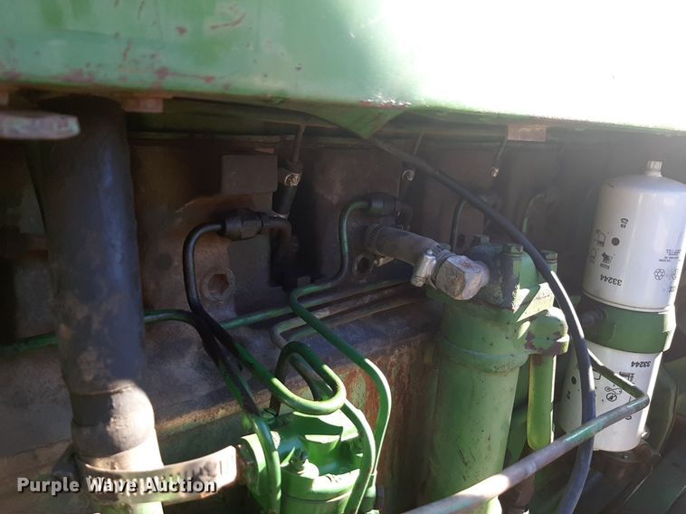image for item DP2583 John Deere 4020 tractor
