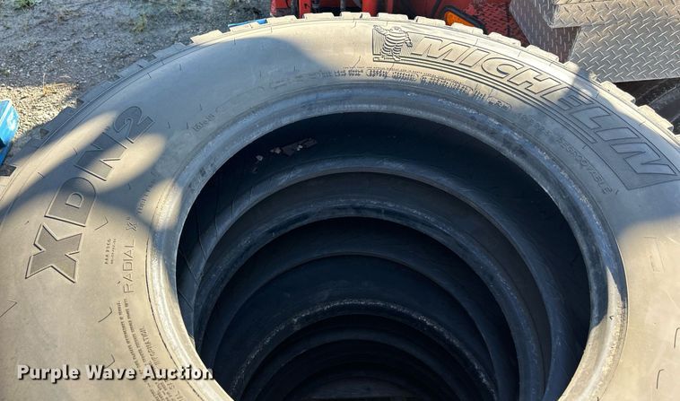 image for item DQ0988 (4) Michelin XDN2 12R22.5 tires