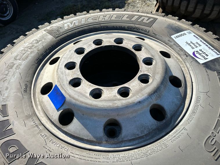 image for item DQ0991 (4) Michelin XDN2 12R22.5 tires and wheels