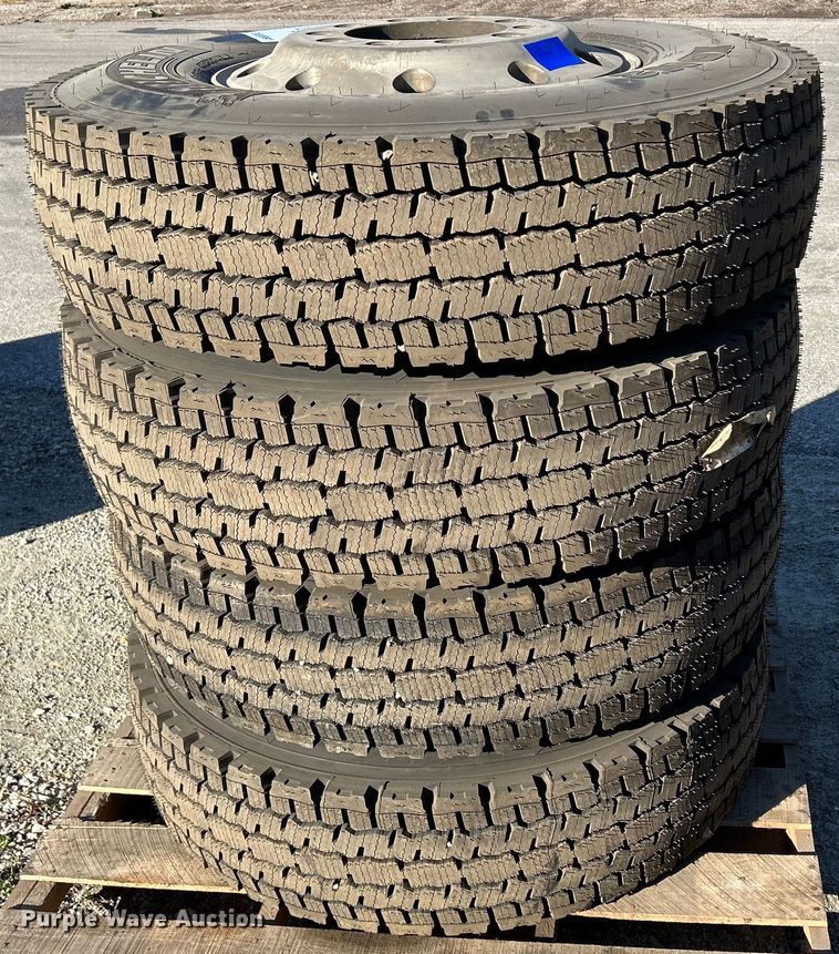 image for item DQ0991 (4) Michelin XDN2 12R22.5 tires and wheels