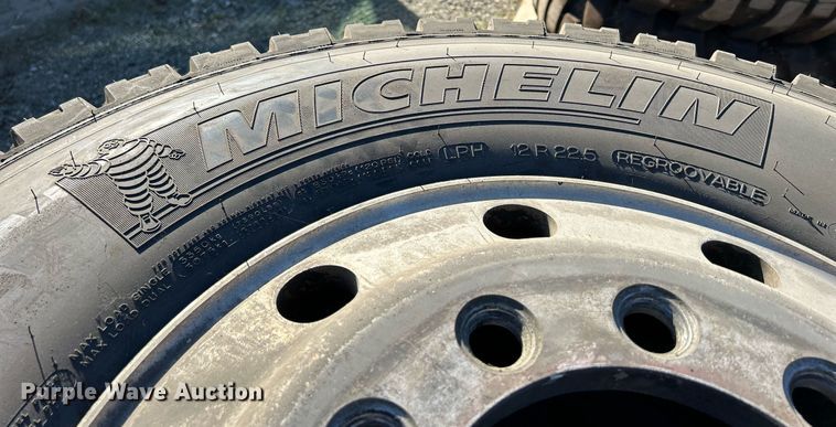 image for item DQ0991 (4) Michelin XDN2 12R22.5 tires and wheels