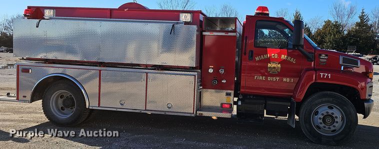 image for item DR5916 2006 Chevrolet C8500 fire truck