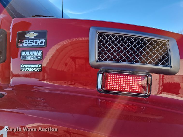 image for item DR5916 2006 Chevrolet C8500 fire truck