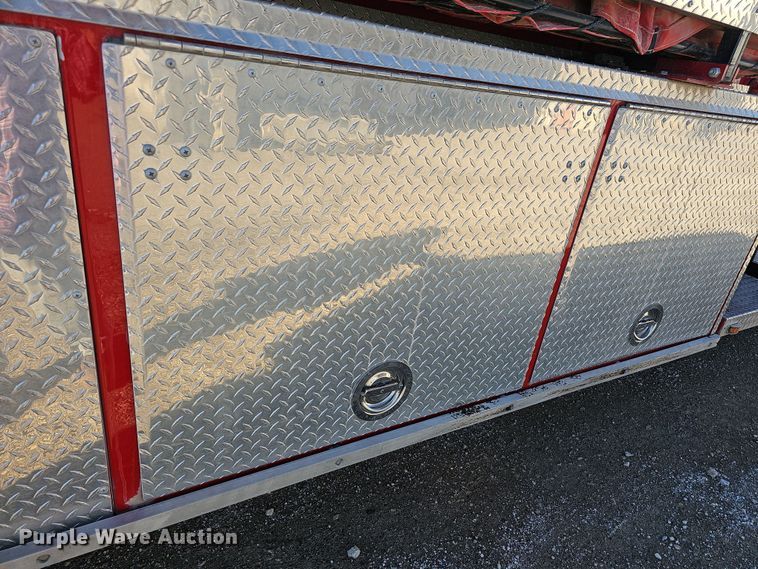 image for item DR5916 2006 Chevrolet C8500 fire truck