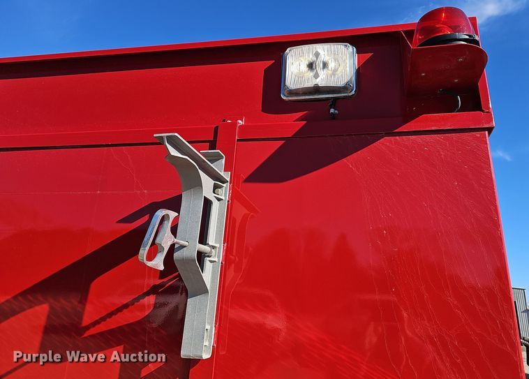 image for item DR5916 2006 Chevrolet C8500 fire truck