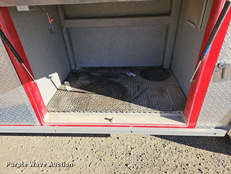 image for item DR5916 2006 Chevrolet C8500 fire truck