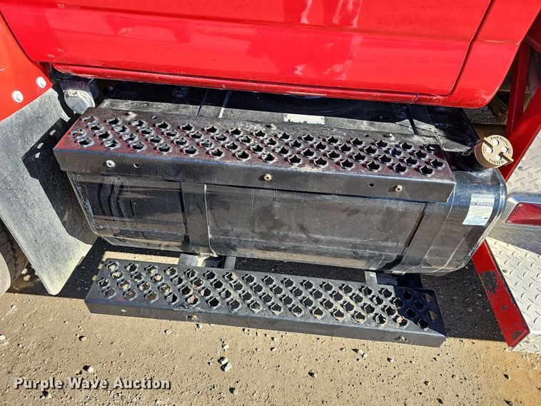 image for item DR5916 2006 Chevrolet C8500 fire truck