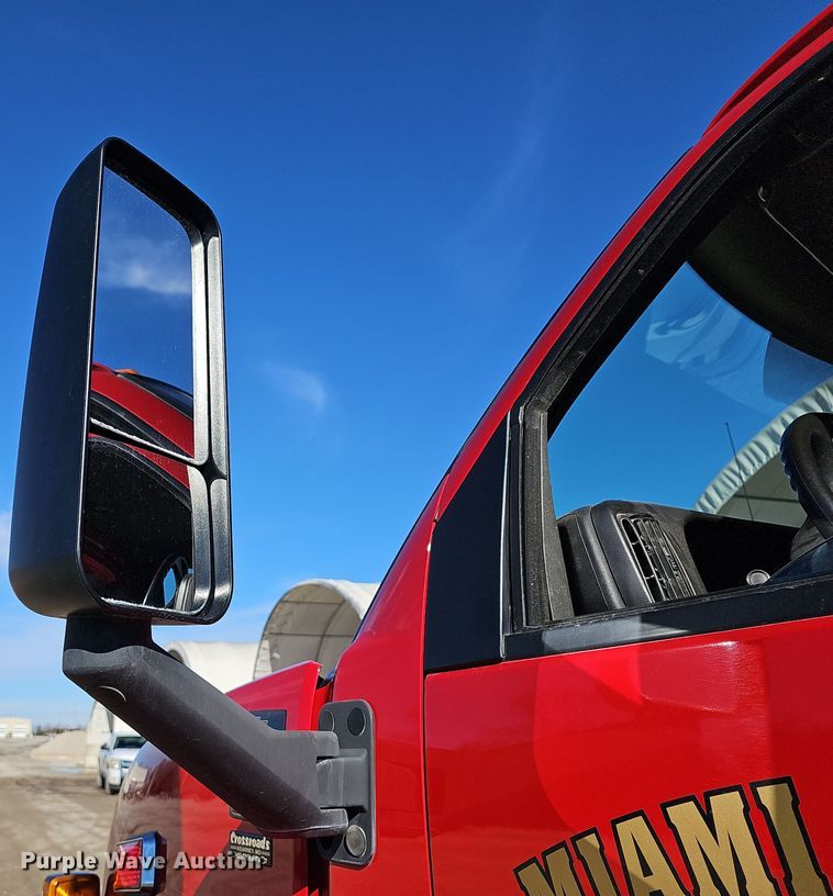 image for item DR5916 2006 Chevrolet C8500 fire truck