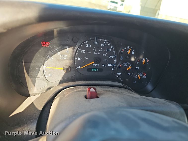 image for item DR5916 2006 Chevrolet C8500 fire truck