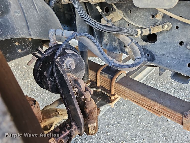 image for item DR5916 2006 Chevrolet C8500 fire truck