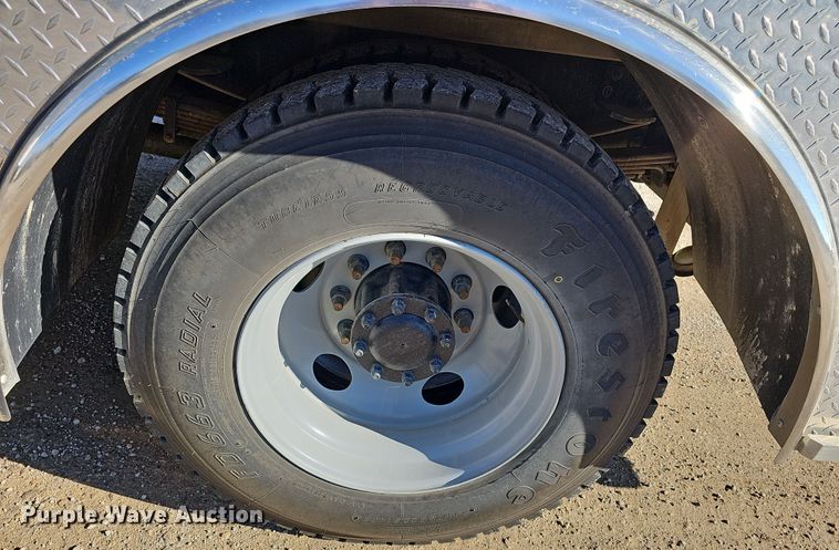 image for item DR5916 2006 Chevrolet C8500 fire truck