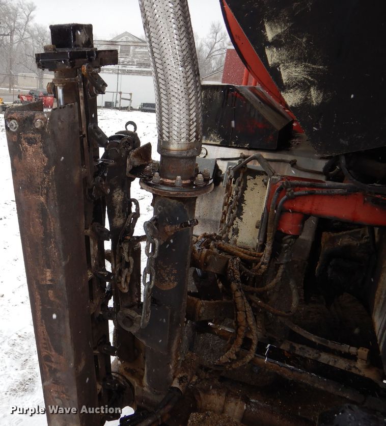 image for item DR5983 1995 Ford F800 oil distributor truck