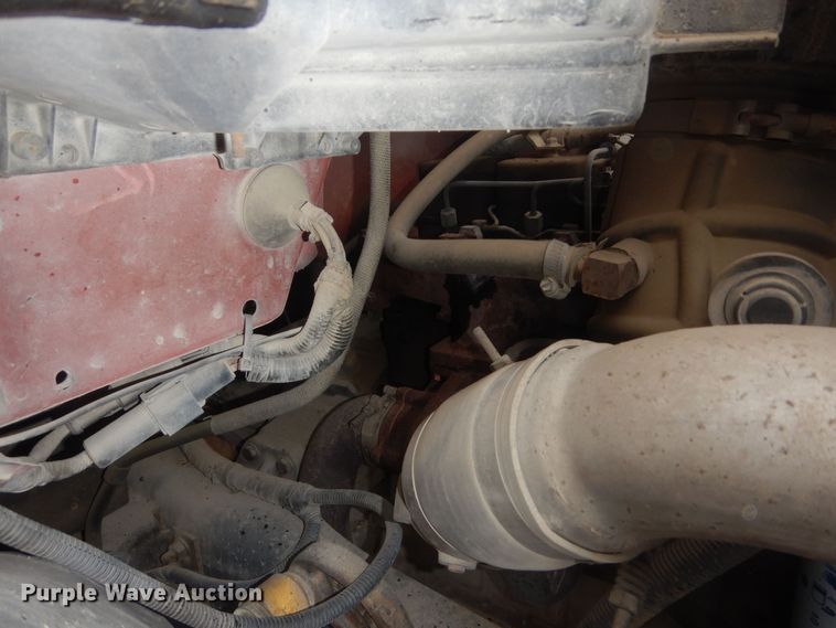 image for item DR5983 1995 Ford F800 oil distributor truck