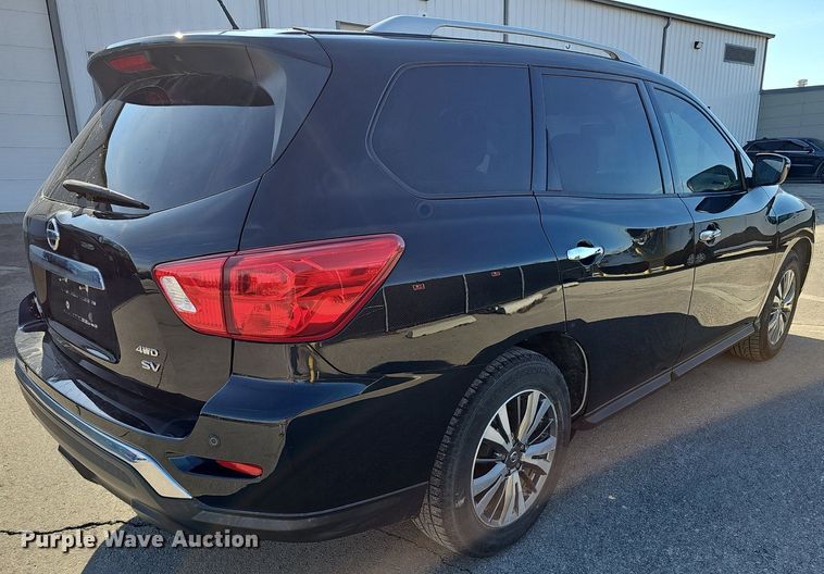 image for item DR5997 2018 Nissan Pathfinder SV SUV