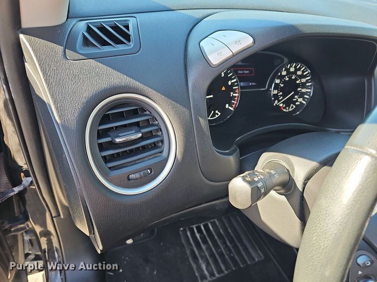 image for item DR5997 2018 Nissan Pathfinder SV SUV