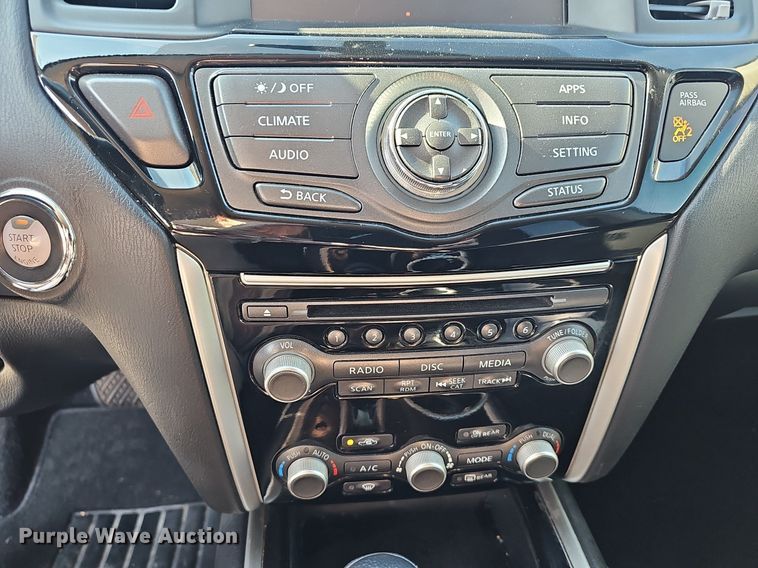 image for item DR5997 2018 Nissan Pathfinder SV SUV