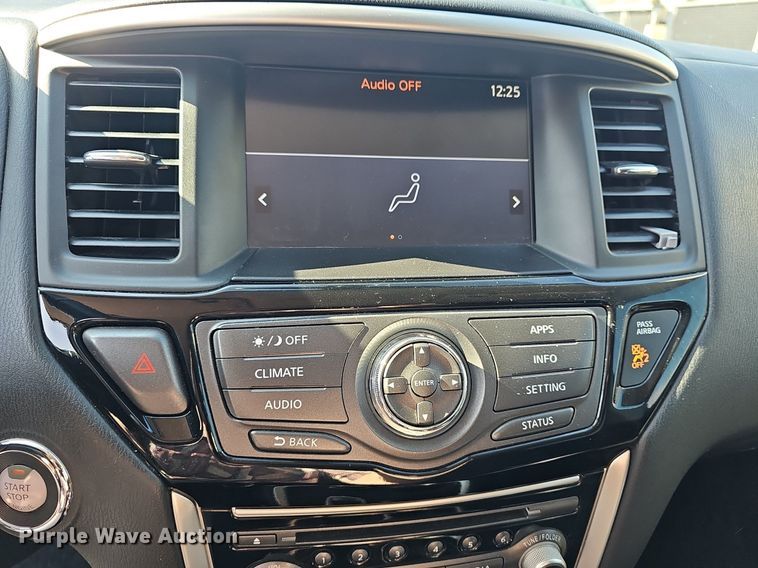 image for item DR5997 2018 Nissan Pathfinder SV SUV