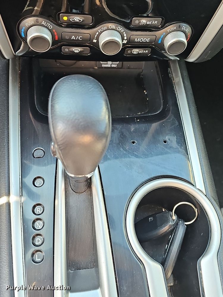 image for item DR5997 2018 Nissan Pathfinder SV SUV