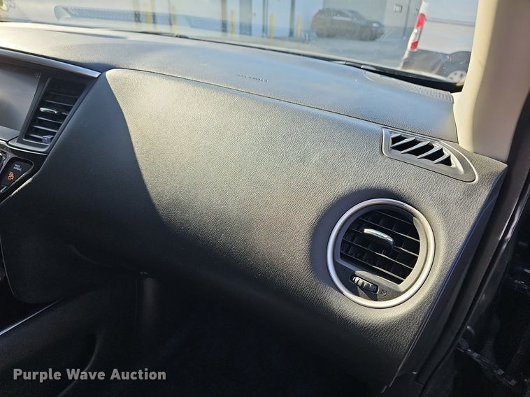 image for item DR5997 2018 Nissan Pathfinder SV SUV