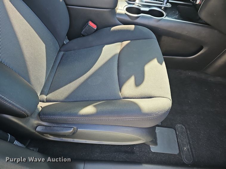 image for item DR5997 2018 Nissan Pathfinder SV SUV