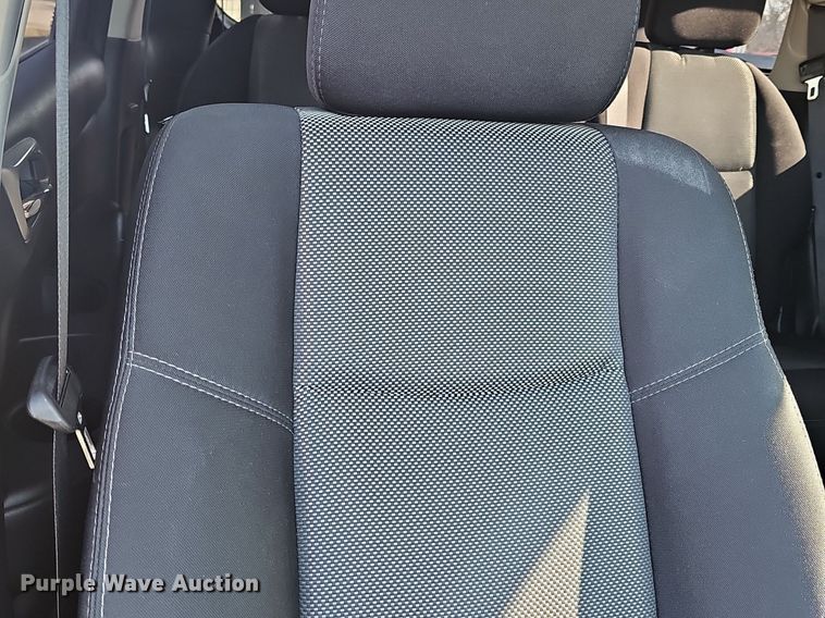 image for item DR5997 2018 Nissan Pathfinder SV SUV