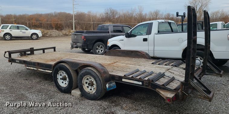 image for item DS7264 2001 Kodiak equipment trailer