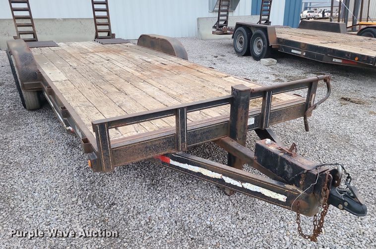 image for item DS7264 2001 Kodiak equipment trailer