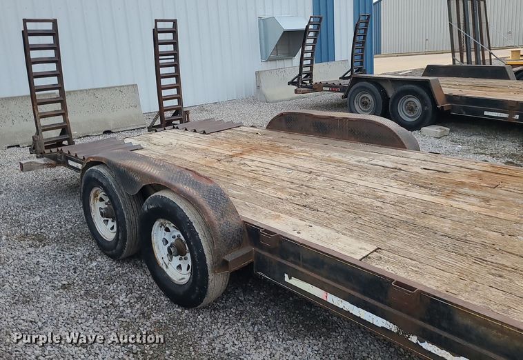 image for item DS7264 2001 Kodiak equipment trailer